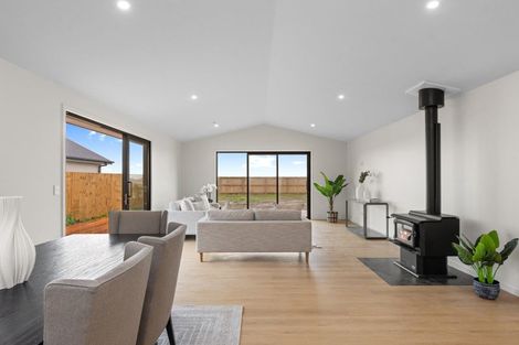 Photo of property in 82 Kimberley Road, Darfield, 7510