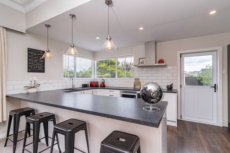 Photo of property in 10 Hargest Crescent, Saint Kilda, Dunedin, 9012