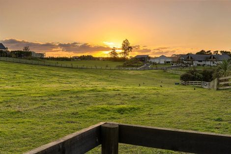 Photo of property in 20 Diamond Lane, Riverhead, Albany, 0793