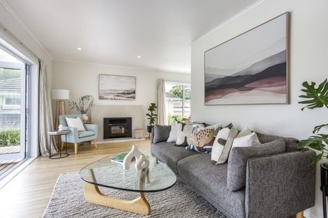 Photo of property in Peninsula Primary School, 61 Wharf Road, Te Atatu Peninsula, Auckland, 0610