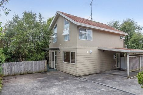 Photo of property in 18b Holiday Road, Stanmore Bay, Whangaparaoa, 0932