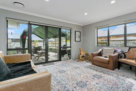 Photo of property in 3/10 Maranatha Way, Cambridge, 3434