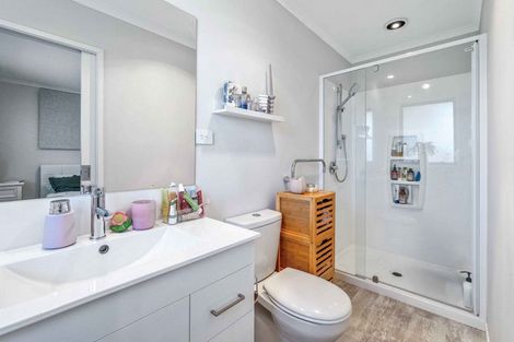 Photo of property in 4 Plate Lane, Papamoa, 3118