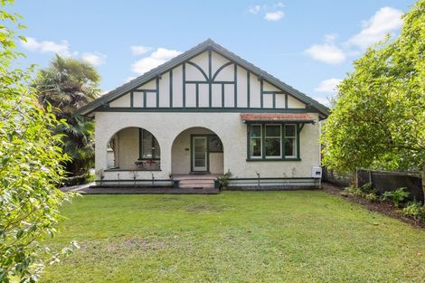 Photo of property in 214 Wolseley Street, Mayfair, Hastings, 4122