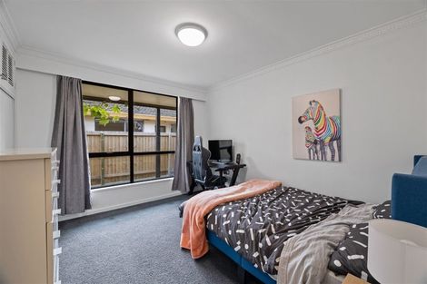 Photo of property in 443 Mairehau Road, Parklands, Christchurch, 8083