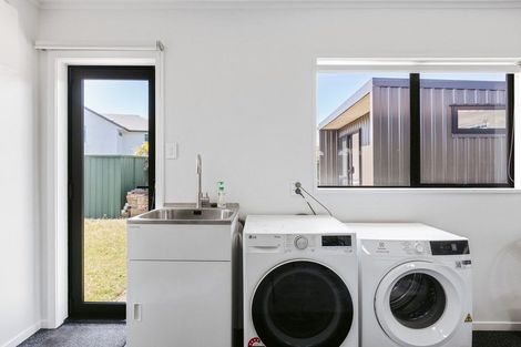 Photo of property in 22b Sunrise Avenue, Mount Maunganui, 3116