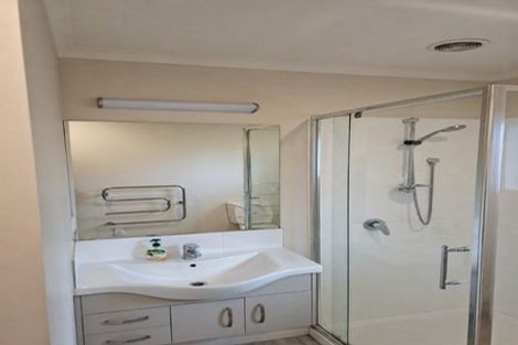 Photo of property in 11 Cosmith Lane, Dinsdale, Hamilton, 3204