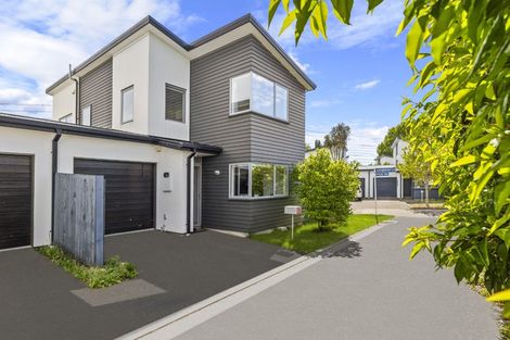 Photo of property in 11 Longueval Lane, Broomfield, Christchurch, 8042