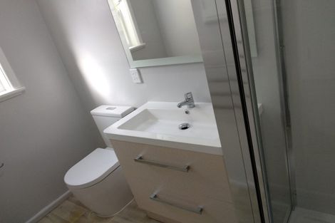 Photo of property in 88 Newlands Road, Newlands, Wellington, 6037