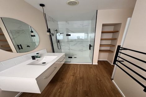 Photo of property in 19 Lyn Street, Lynmouth, New Plymouth, 4310