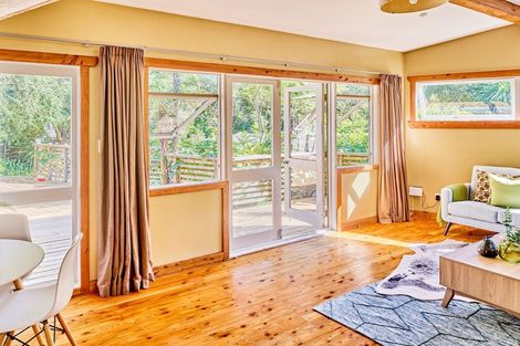Photo of property in 25 Dell Road, Raumati South, Paraparaumu, 5032
