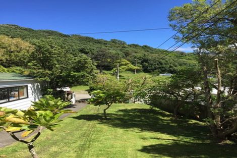 Photo of property in 81 Monorgan Road, Strathmore Park, Wellington, 6022