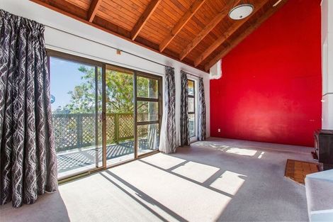 Photo of property in 313 Don Buck Road, Massey, Auckland, 0614