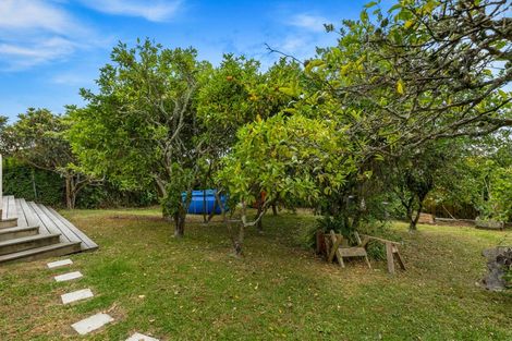 Photo of property in 34 Neil Avenue, Te Atatu Peninsula, Auckland, 0610