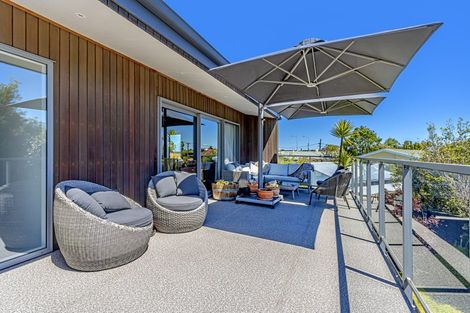 Photo of property in 19 Abbotts Place, Avonhead, Christchurch, 8042