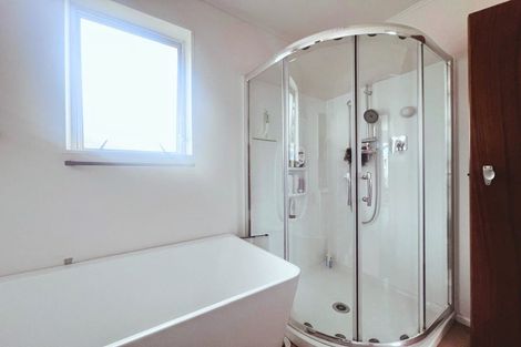 Photo of property in 4 Spey Place, Papakowhai, Porirua, 5024