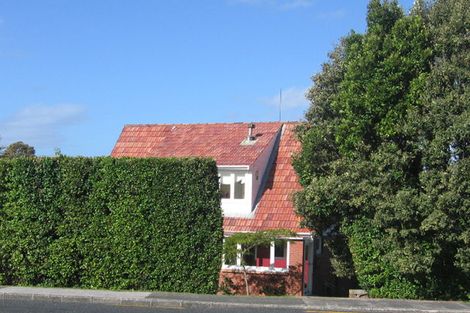 Photo of property in 47 Forrest Hill Road, Milford, Auckland, 0620