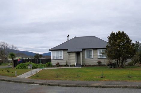 Photo of property in 72 Rintoul Street, Westport, 7825