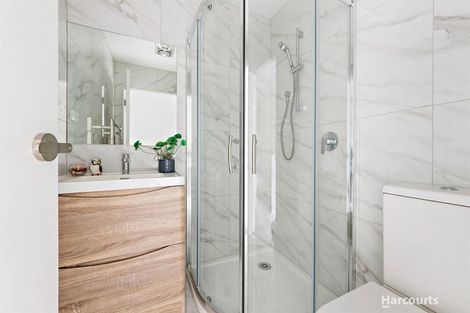 Photo of property in 10/6 Kereru Street, Henderson, Auckland, 0612