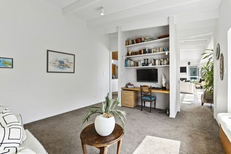 Photo of property in 13 Shearer Drive, Oakura, 4314