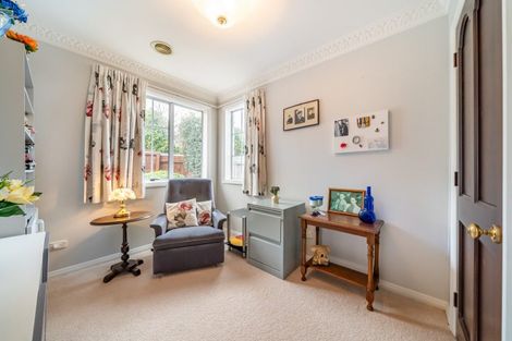 Photo of property in 19 Comeskey Grove, Elderslea, Upper Hutt, 5018