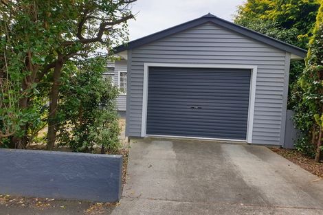 Photo of property in 15 Saint Ronans Avenue, Waterloo, Lower Hutt, 5011