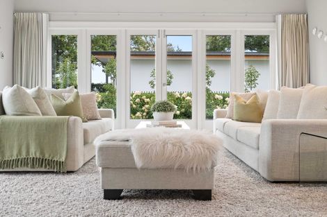 Photo of property in 27 Cairnbrae Drive, Prebbleton, 7604