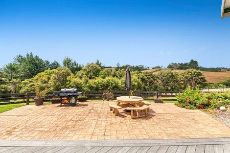 Photo of property in 436 Kanohi Road, Kaukapakapa, 0873