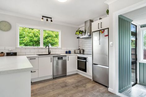 Photo of property in 19 Devon Street, Stoke, Nelson, 7011
