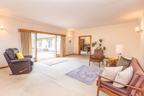 Photo of property in 7 Taranaki Street, Saint Johns Hill, Whanganui, 4501