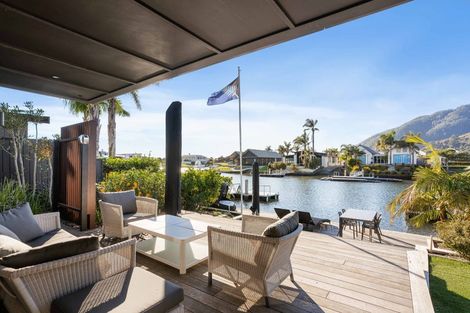 Photo of property in 140 Waterways Parade, Pauanui, Hikuai, 3579