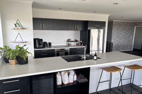Photo of property in 15 Katania Heights, Brightwater, 7022