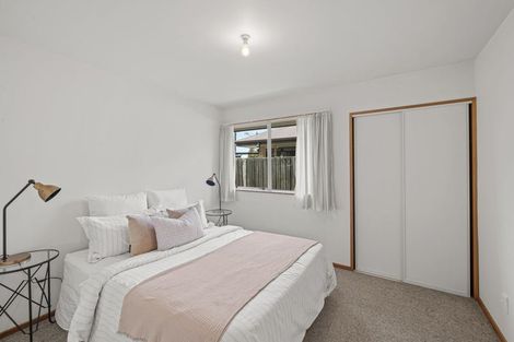 Photo of property in 9 Wittys Road, Avonhead, Christchurch, 8042