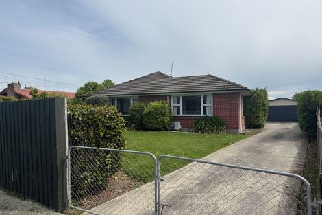 Photo of property in 3 Bendale Place, Avonhead, Christchurch, 8042