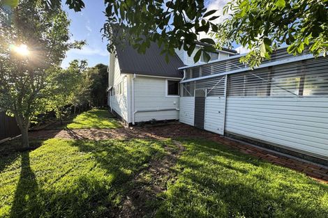 Photo of property in 9 Main Street, Hunterville, 4730