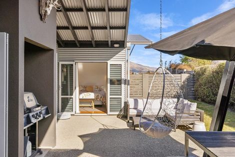 Photo of property in 16 Allenby Place, Wanaka, 9305