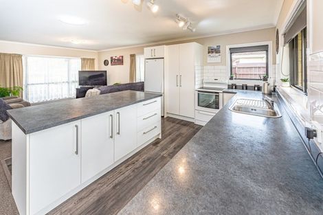 Photo of property in 10 Kakaho Drive, Tawhero, Whanganui, 4501