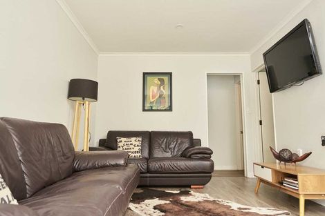 Photo of property in 38a Verran Road, Birkdale, Auckland, 0626