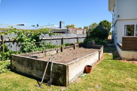 Photo of property in 33 Sheffield Street, Awapuni, Palmerston North, 4412