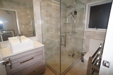 Photo of property in 4210a/2 Great North Road, Glendene, Auckland, 0602
