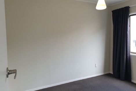 Photo of property in 14 Packham Place, Beach Haven, Auckland, 0626