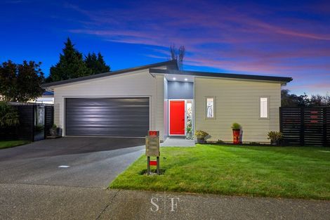 Photo of property in 12 Matuhi Street, Waikanae, 5036