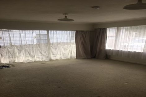 Photo of property in 32 Porter Crescent, Helensville, 0800