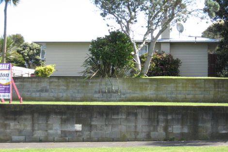 Photo of property in 85 Manuka Street, Castlecliff, Whanganui, 4501