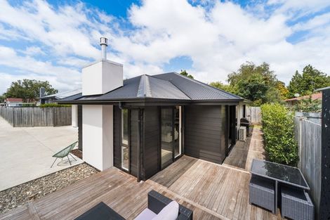 Photo of property in 6 Ngaio Street, West End, Palmerston North, 4412