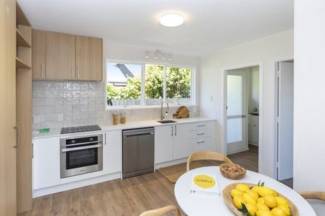 Photo of property in 51a Rayburn Avenue, Papanui, Christchurch, 8053