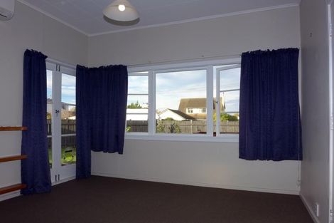 Photo of property in 66 Avondale Road, Taradale, Napier, 4112
