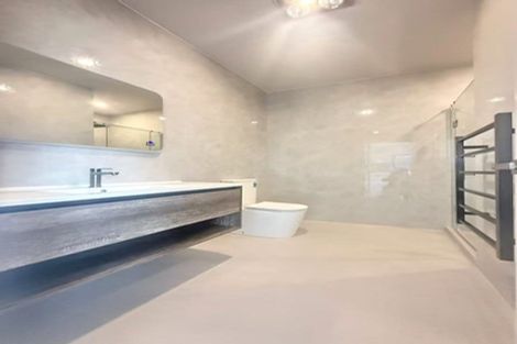Photo of property in 15 Piringa Road, Pukekohe, 2120