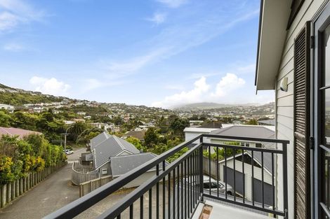 Photo of property in 25u3 Hollies Crescent, Johnsonville, Wellington, 6037