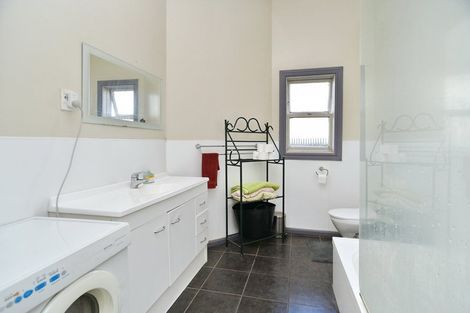 Photo of property in 137 Geraldine Street, Edgeware, Christchurch, 8013